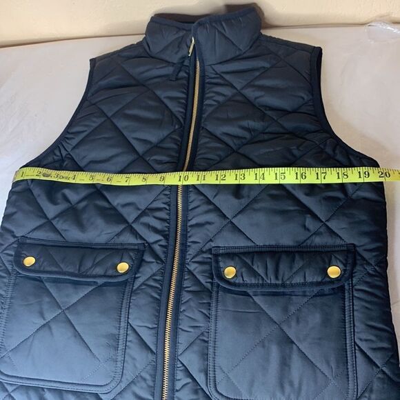 J. Crew Excursion Quilted Down Vest Black Size Medium - Picture 7 of 10